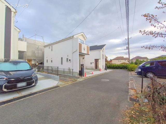 東京都調布市深大寺東町4丁目の新築戸建てシート写真 2025年11月17日撮影