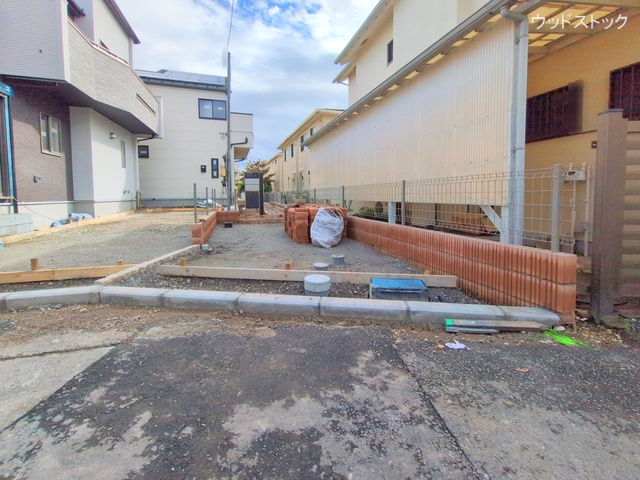 東京都小金井市前原町１丁目の新築戸建て外構写真 2025年10月26日撮影