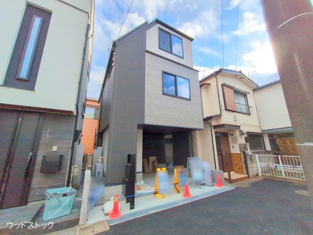 東京都調布市国領町7丁目の新築戸建て完成写真 2025年12月18日撮影