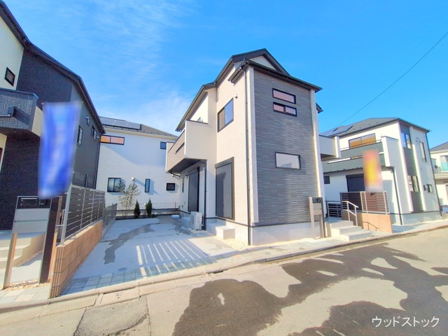 東京都三鷹市野崎４丁目の新築戸建て完成写真 2025年12月9日撮影