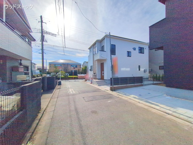 東京都三鷹市野崎４丁目の新築戸建て完成写真 2025年12月9日撮影