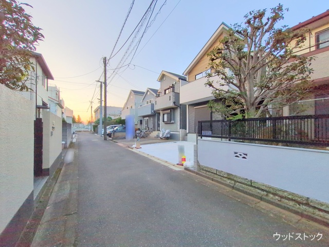 東京都調布市深大寺東町７丁目の新築戸建て完成写真 2025年12月16日撮影