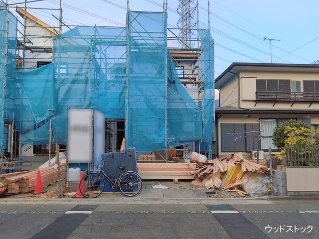 東京都調布市深大寺東町４丁目の新築戸建てシート写真 2026年2月1日撮影