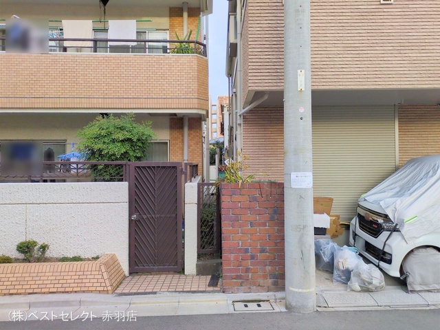 東京都板橋区坂下1丁目のマンション『コーラルハイツ蓮根II』外観写真 2025年1月26日撮影