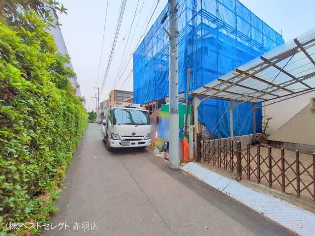 東京都板橋区蓮沼町の新築戸建てシート写真 2025年5月13日撮影