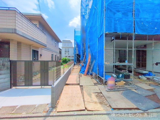 東京都板橋区蓮沼町の新築戸建てシート写真 2025年6月15日撮影