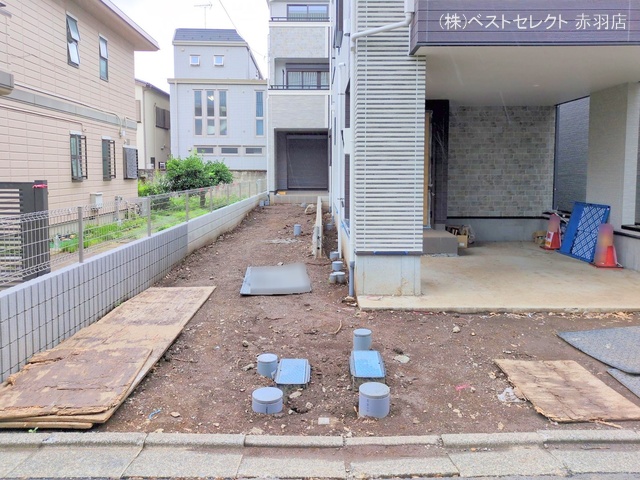 東京都板橋区蓮沼町の新築戸建て外構写真 2025年7月14日撮影