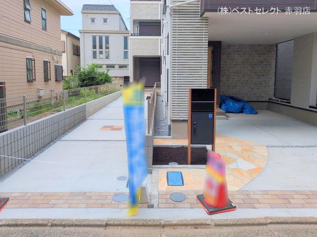 東京都板橋区蓮沼町の新築戸建て完成写真 2025年8月13日撮影
