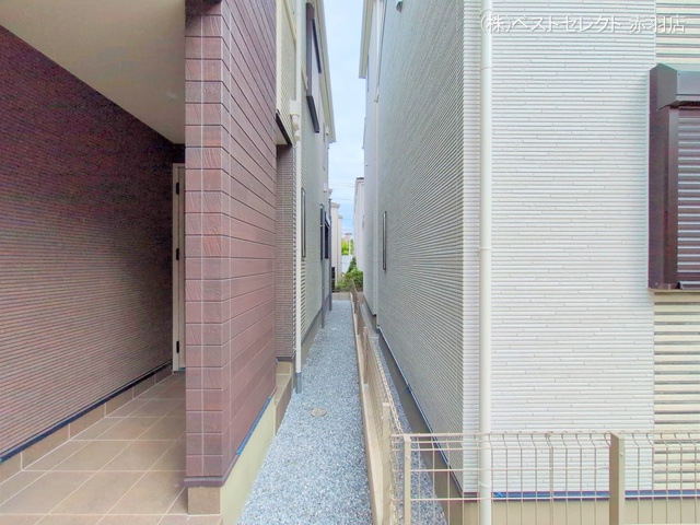 東京都板橋区蓮沼町の新築戸建て完成写真 2025年8月13日撮影