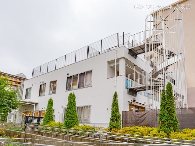 浮間さくら草保育園 距離650m
