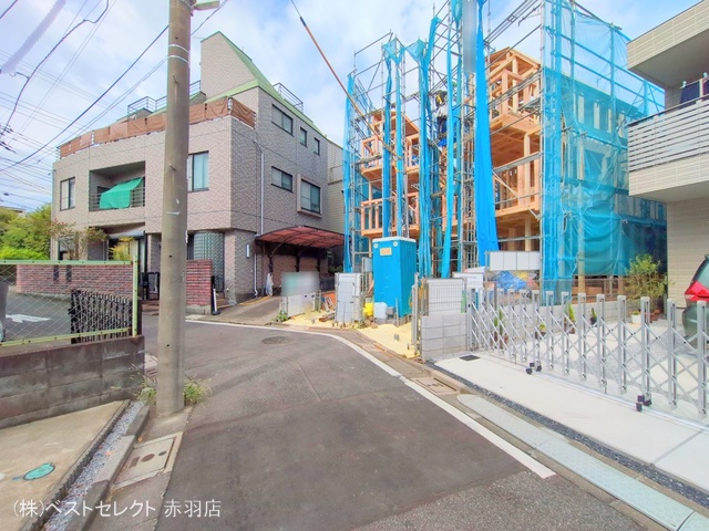 東京都板橋区前野町5丁目の新築戸建て上棟写真 2025年8月27日撮影