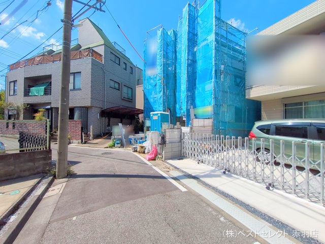 東京都板橋区前野町5丁目の新築戸建てシート写真 2025年9月23日撮影