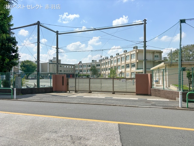 板橋区立若木小学校 距離370m