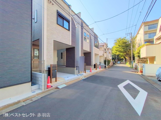 東京都北区赤羽北３丁目の新築戸建て完成写真 2025年9月16日撮影