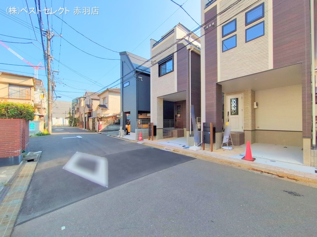 東京都北区赤羽北3丁目の新築戸建て完成写真 2025年9月16日撮影