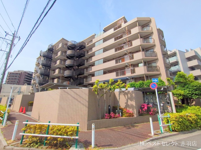 東京都板橋区坂下２丁目のマンション『オーベル蓮根』外観写真 2025年5月28日撮影