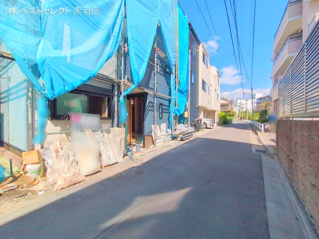 東京都北区豊島4丁目の新築戸建てシート写真 2025年10月9日撮影