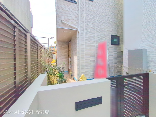 東京都板橋区赤塚新町3丁目の新築戸建て外構写真 2025年10月1日撮影