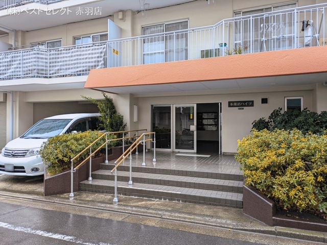 東京都北区赤羽西６丁目のマンション『本蓮沼ハイツ』外観写真 2026年3月9日撮影