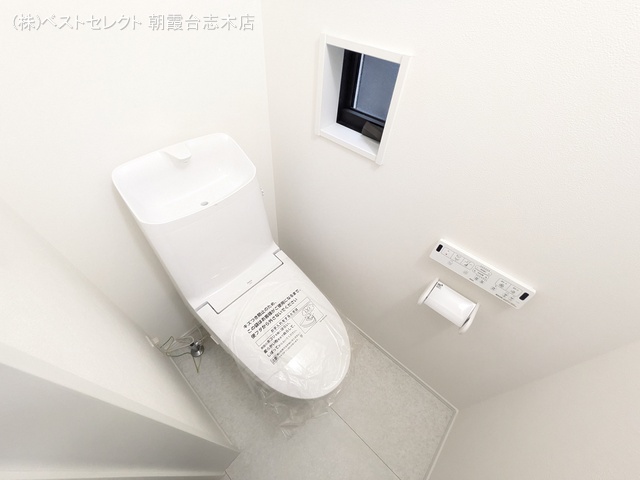埼玉県新座市畑中2丁目の新築戸建てトイレ写真 2025年9月18日撮影