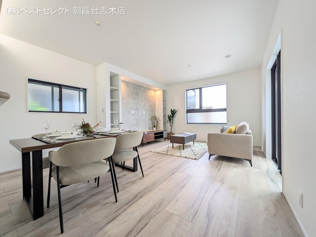埼玉県新座市畑中2丁目の新築戸建て内装写真 2025年9月18日撮影