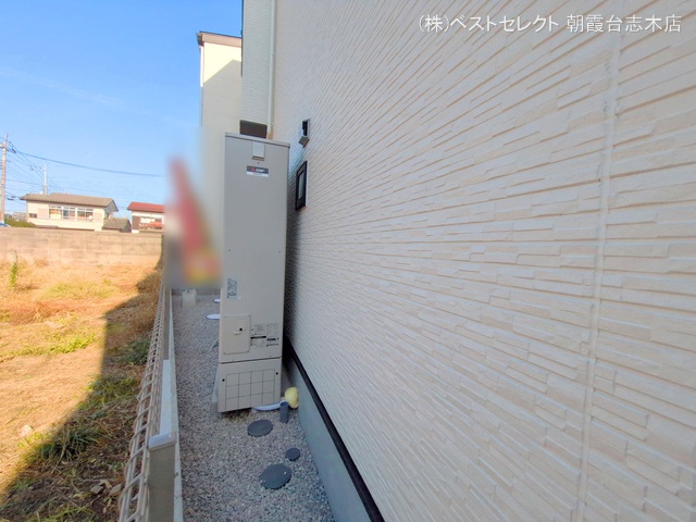 埼玉県新座市畑中2丁目の新築戸建て完成写真 2024年12月4日撮影