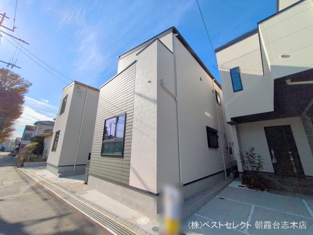 埼玉県新座市畑中2丁目の新築戸建て完成写真 2024年12月4日撮影