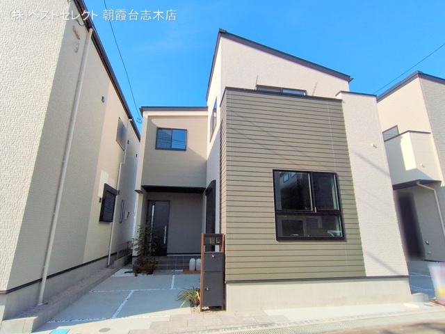 埼玉県新座市畑中2丁目の新築戸建て完成写真 2024年12月4日撮影