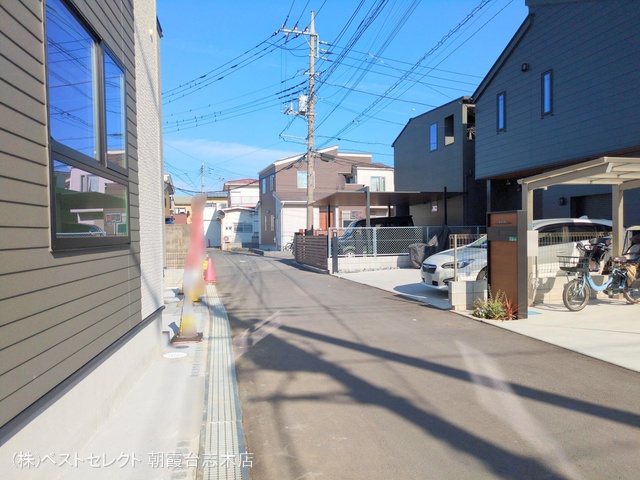 埼玉県新座市畑中2丁目の新築戸建て完成写真 2024年12月4日撮影