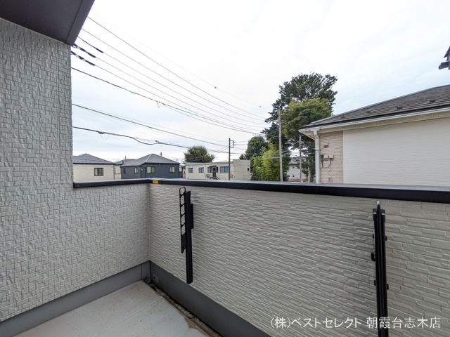 埼玉県新座市畑中2丁目の新築戸建てバルコニー写真 2025年9月18日撮影