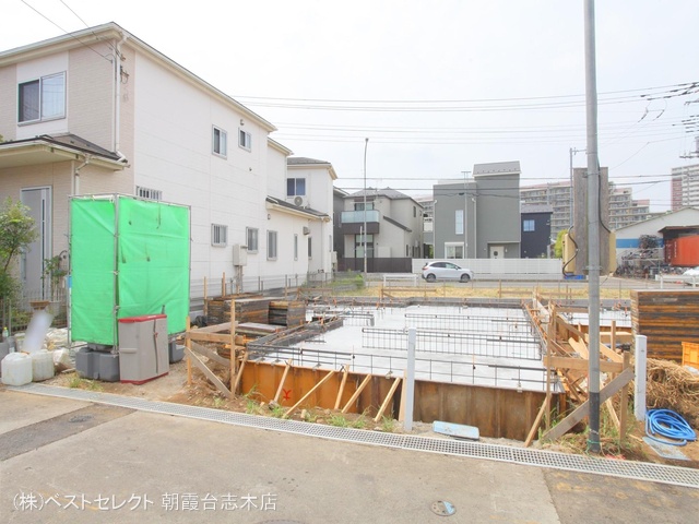 埼玉県新座市畑中2丁目の新築戸建て基礎写真 2024年8月5日撮影