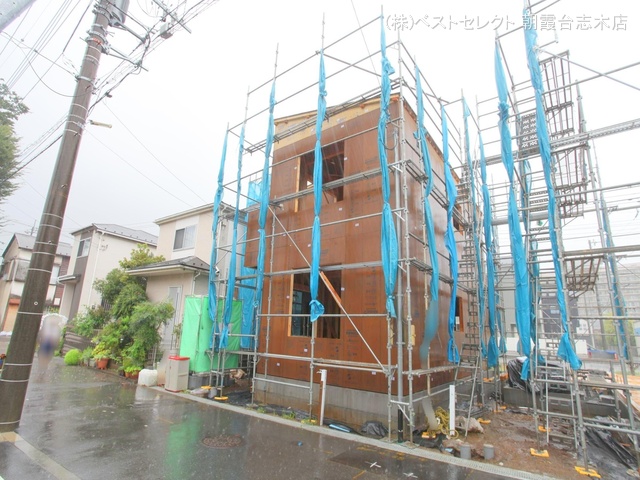 埼玉県新座市畑中2丁目の新築戸建て上棟写真 2024年8月29日撮影