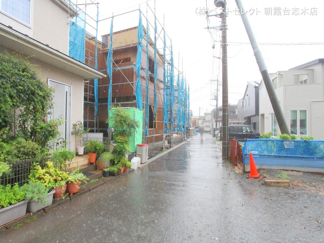 埼玉県新座市畑中2丁目の新築戸建て上棟写真 2024年8月29日撮影