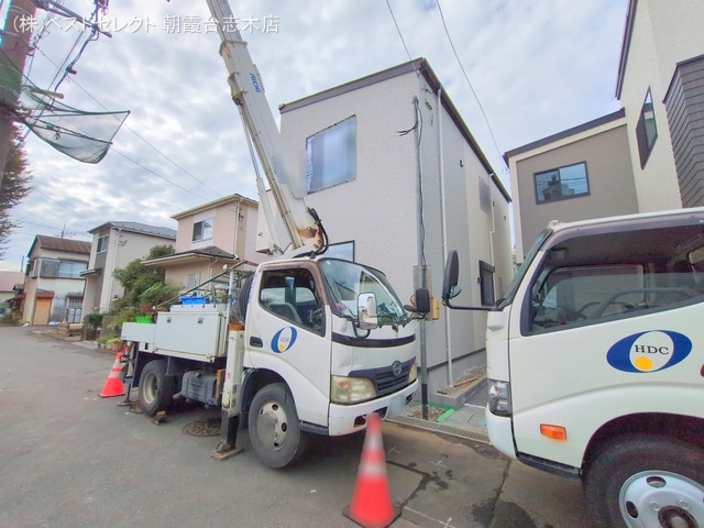 埼玉県新座市畑中2丁目の新築戸建て外構写真 2024年11月10日撮影