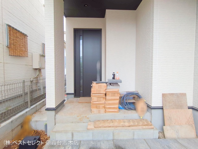 埼玉県新座市畑中2丁目の新築戸建て外構写真 2024年11月10日撮影