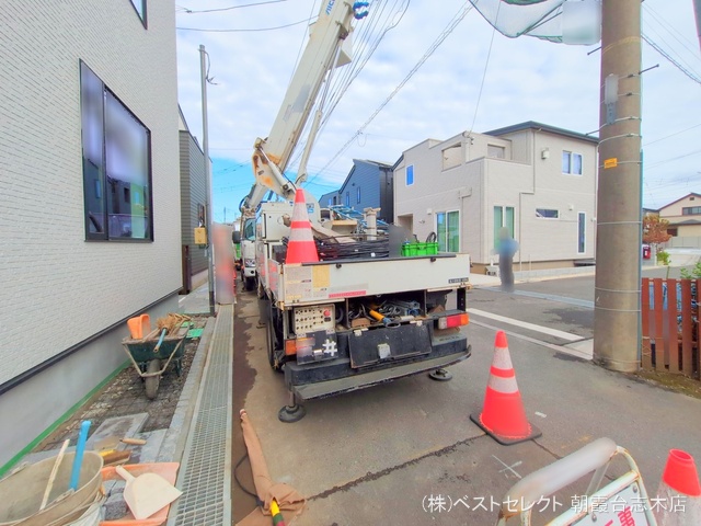 埼玉県新座市畑中2丁目の新築戸建て外構写真 2024年11月10日撮影