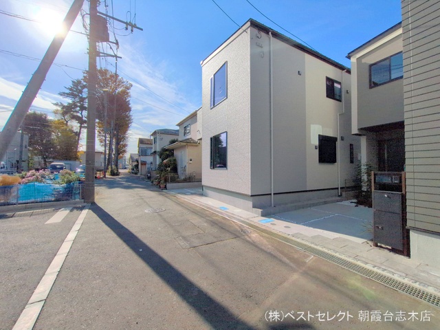 埼玉県新座市畑中2丁目の新築戸建て完成写真 2024年12月4日撮影