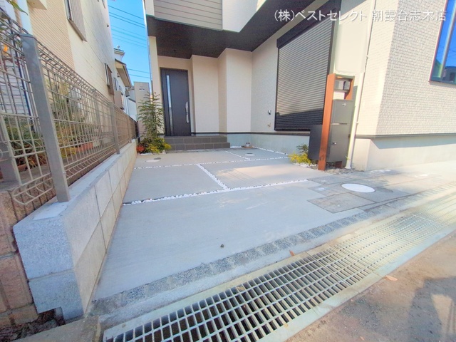 埼玉県新座市畑中2丁目の新築戸建て完成写真 2024年12月4日撮影