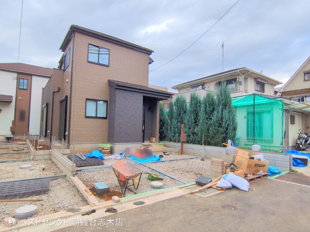 埼玉県新座市栄３丁目の新築戸建て外構写真 2025年11月10日撮影