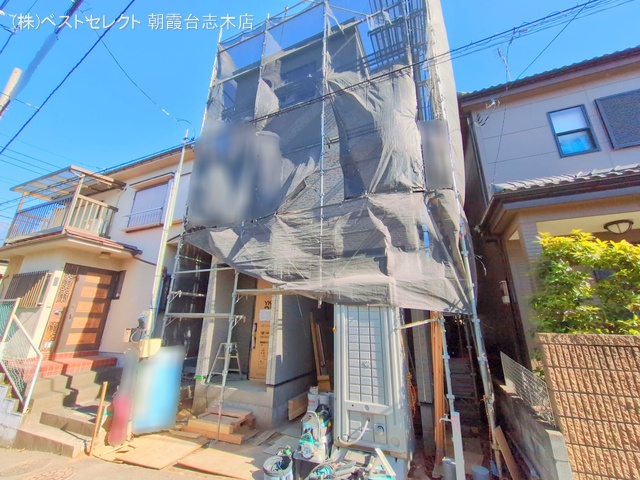 埼玉県新座市東3丁目の新築戸建てシート写真 2025年2月12日撮影