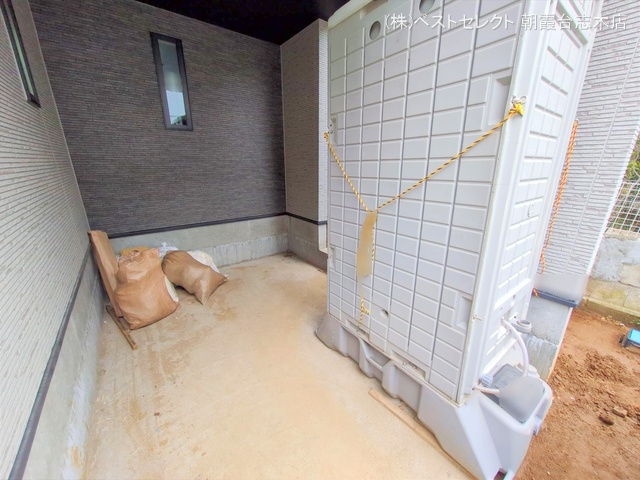 埼玉県新座市東3丁目の新築戸建て外構写真 2025年3月23日撮影