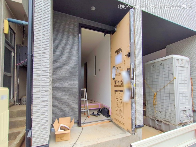 埼玉県新座市東3丁目の新築戸建て外構写真 2025年3月23日撮影