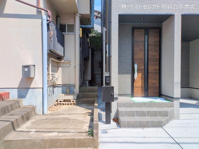 埼玉県新座市東3丁目の新築戸建て完成写真 2025年5月13日撮影