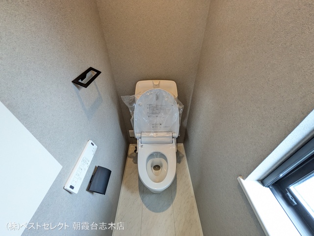 埼玉県和光市新倉2丁目の新築戸建てトイレ写真 2025年9月10日撮影