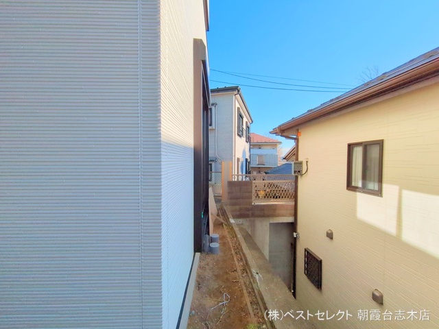 埼玉県和光市新倉2丁目の新築戸建て外構写真 2024年12月18日撮影