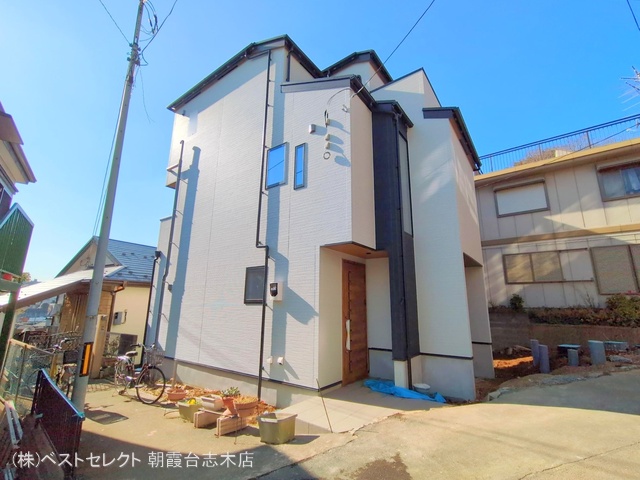 埼玉県和光市新倉2丁目の新築戸建て外構写真 2025年1月19日撮影
