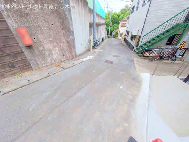 埼玉県和光市新倉2丁目の新築戸建て完成写真 2025年6月12日撮影