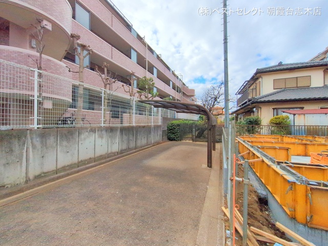 埼玉県新座市大和田１丁目の新築戸建て基礎写真 2025年1月15日撮影