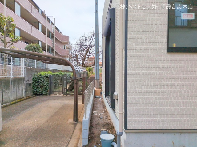 埼玉県新座市大和田１丁目の新築戸建て外構写真 2025年3月12日撮影