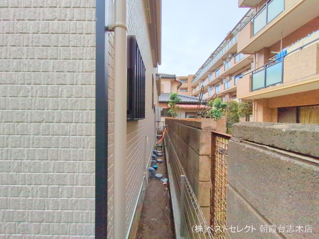 埼玉県新座市大和田１丁目の新築戸建て外構写真 2025年3月12日撮影